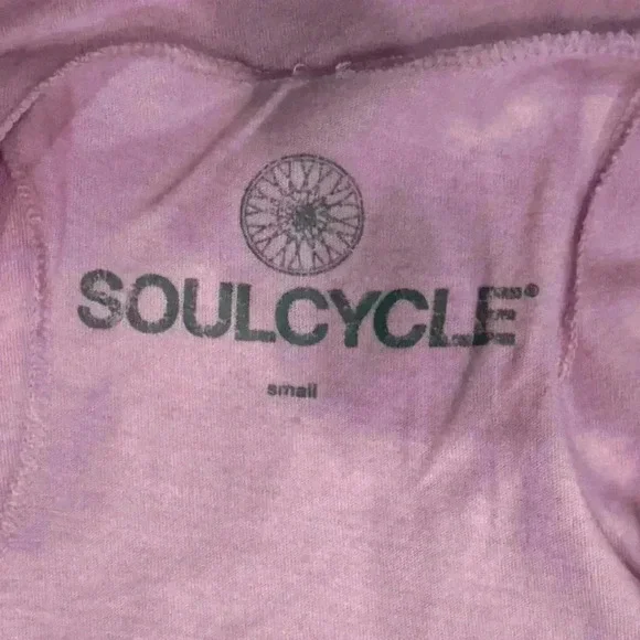 Light pink soul cycle tank size small - Picture 2 of 4
